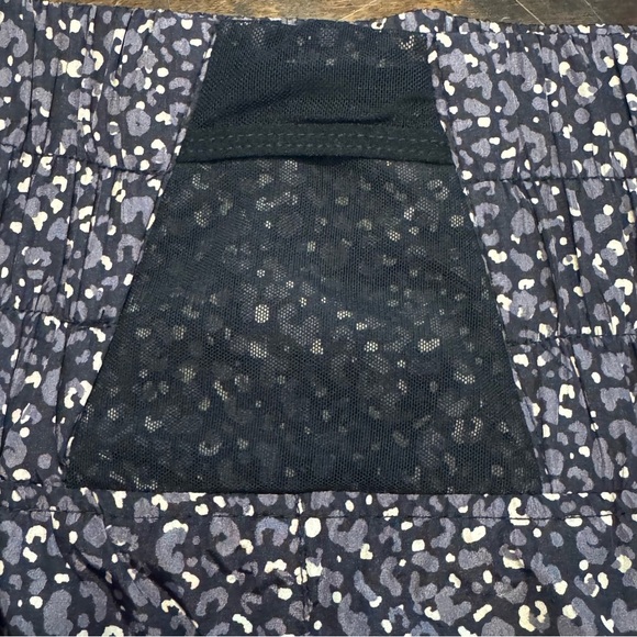 Free People FP Movement The Way Home High Rise Gray Printed Shorts Size S - Picture 5 of 12